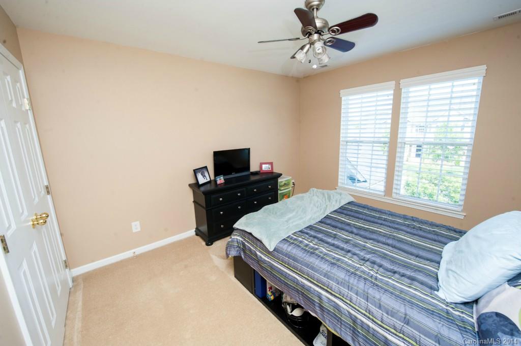 409 Glandon Court Fort Mill, SC 29708 - Photo 16 of 23 Gallery Image 16