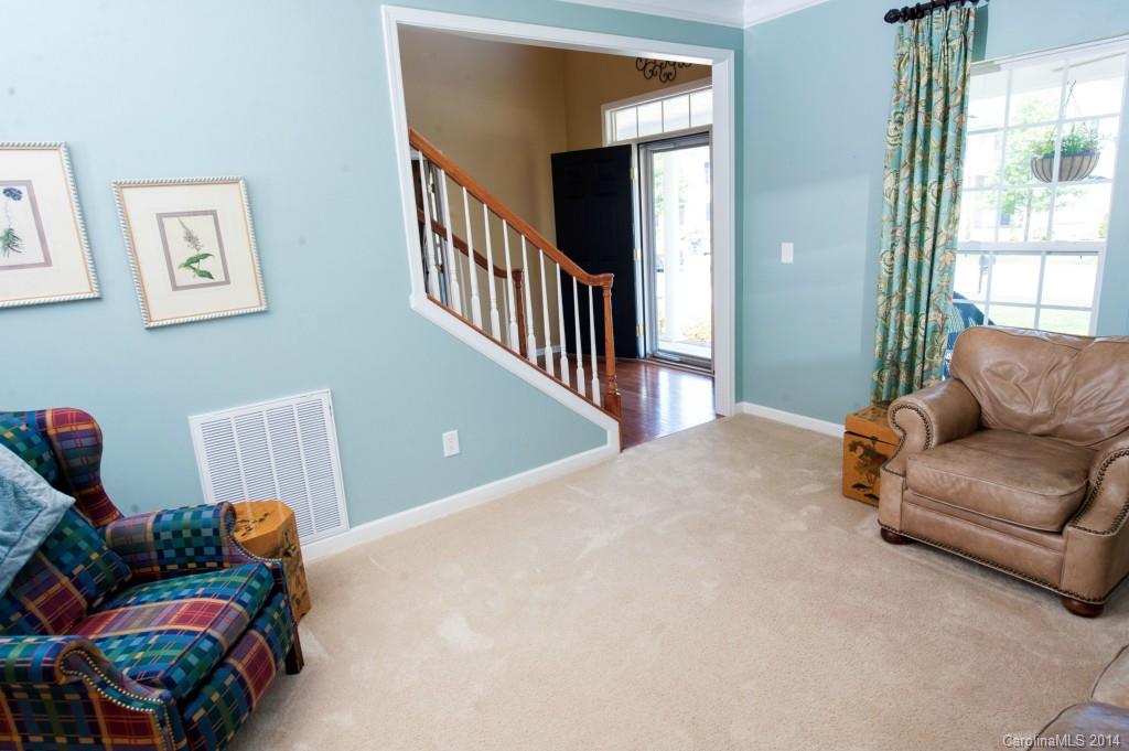409 Glandon Court Fort Mill, SC 29708 - Photo 4 of 23 Gallery Image 4
