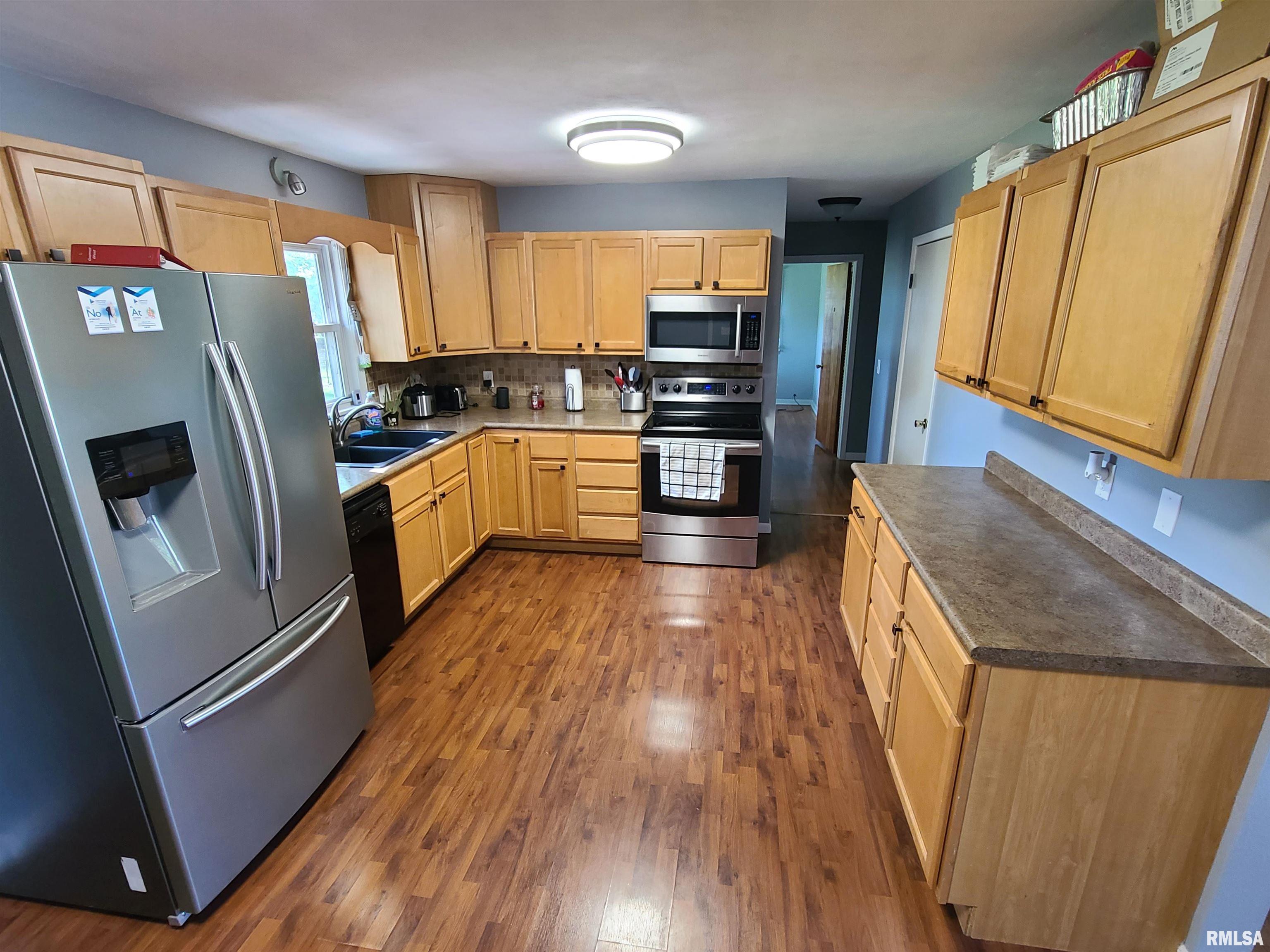 209 Jana Road Macomb, IL 61455 - Photo 6 of 15 Gallery Image 6