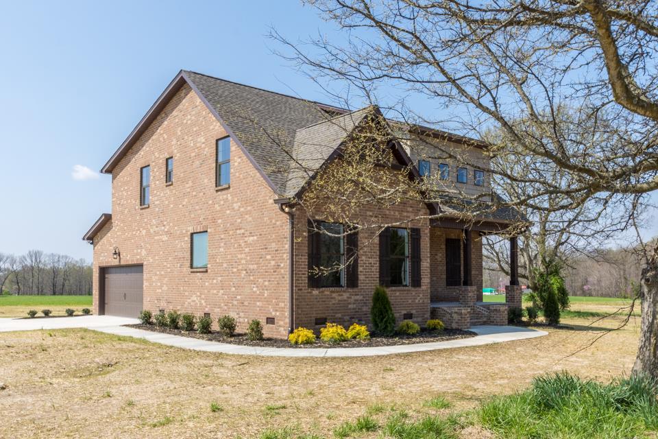 5064 Edgar Dillard Road Greenbrier, TN 37073 - Photo 4 of 29 Welcome to 5064 Edgar Dillard Road
