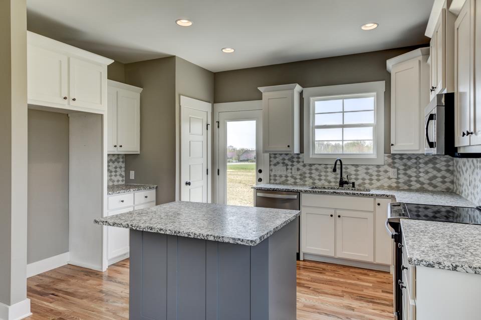 5064 Edgar Dillard Road Greenbrier, TN 37073 - Photo 9 of 29 Gallery Image 9