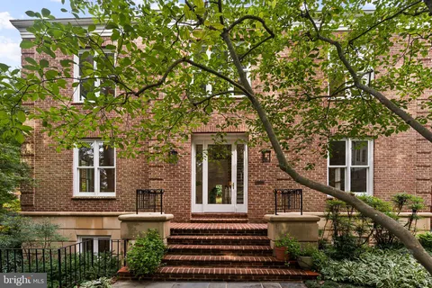 $2,300,000 | 4753 Reservoir Road Northwest, Washington, DC 20007