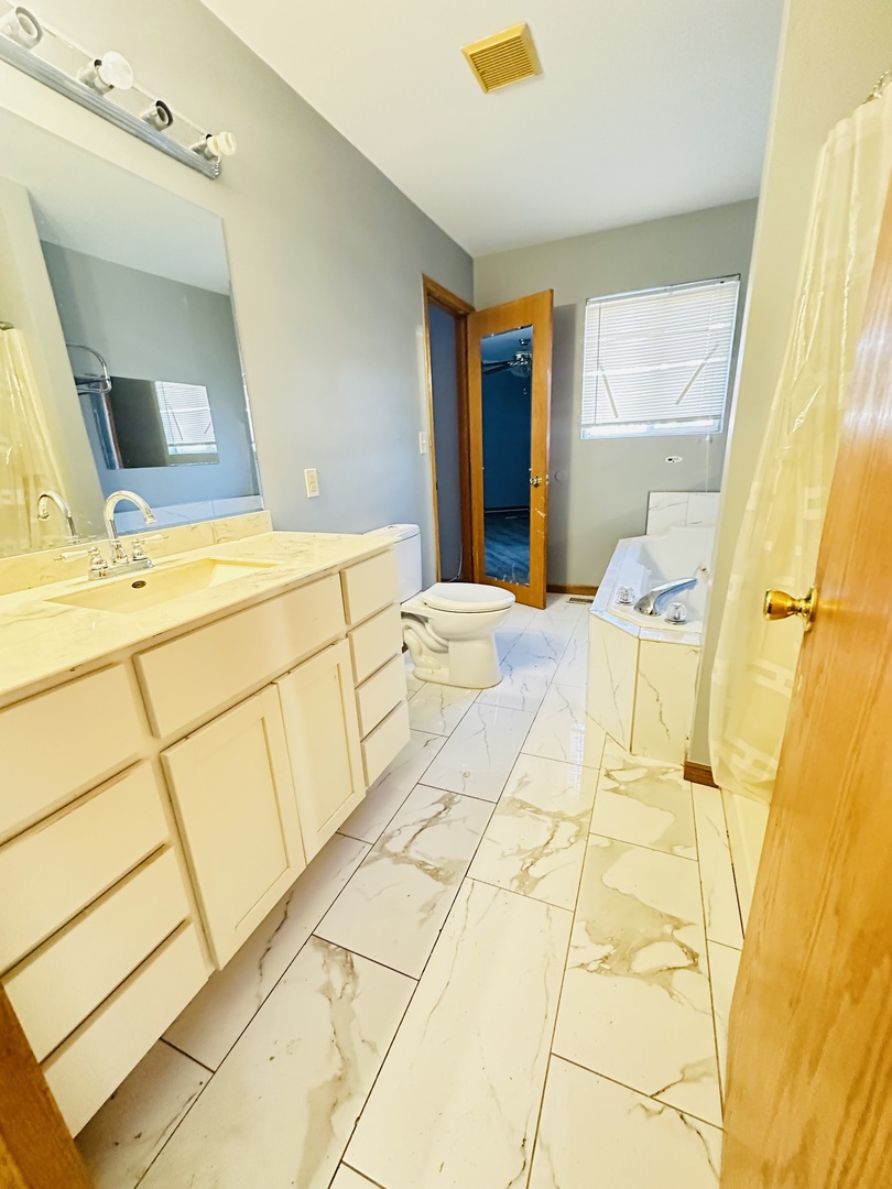 1864 Michigan City Road Calumet City, IL 60409 - Photo 8 of 16