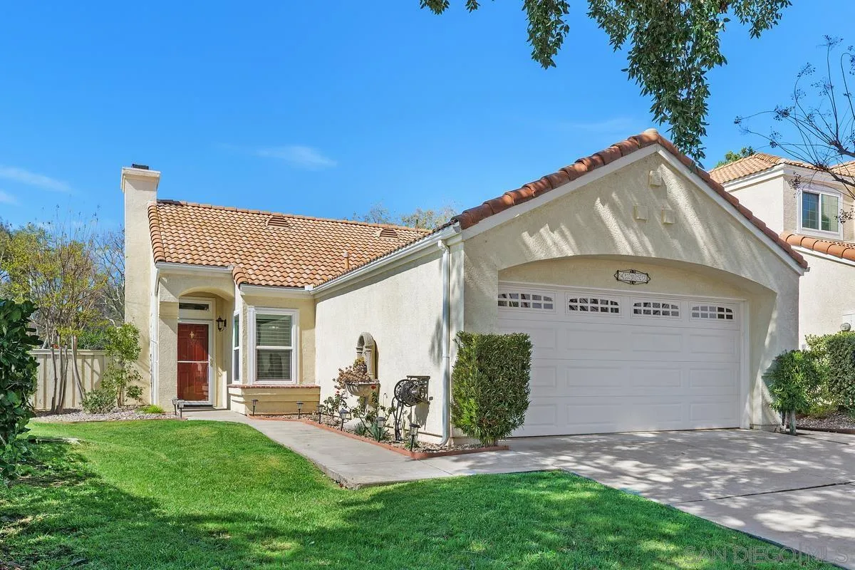 43057 Corte Cabrera Temecula, CA 92592 - Photo 4 of 44