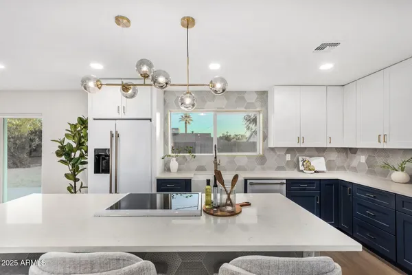 $4,300 | 6413 East Holly Street, Scottsdale, AZ 85257