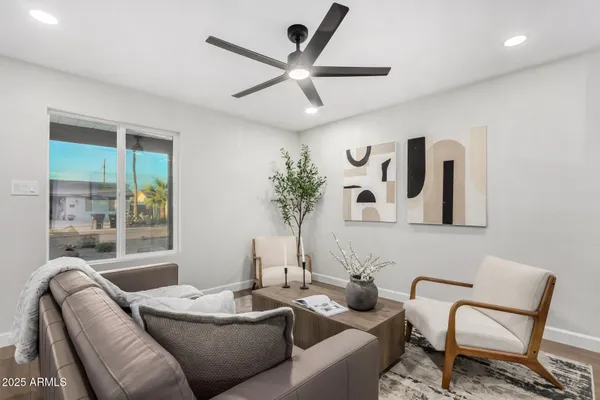 $4,300 | 6413 East Holly Street, Scottsdale, AZ 85257