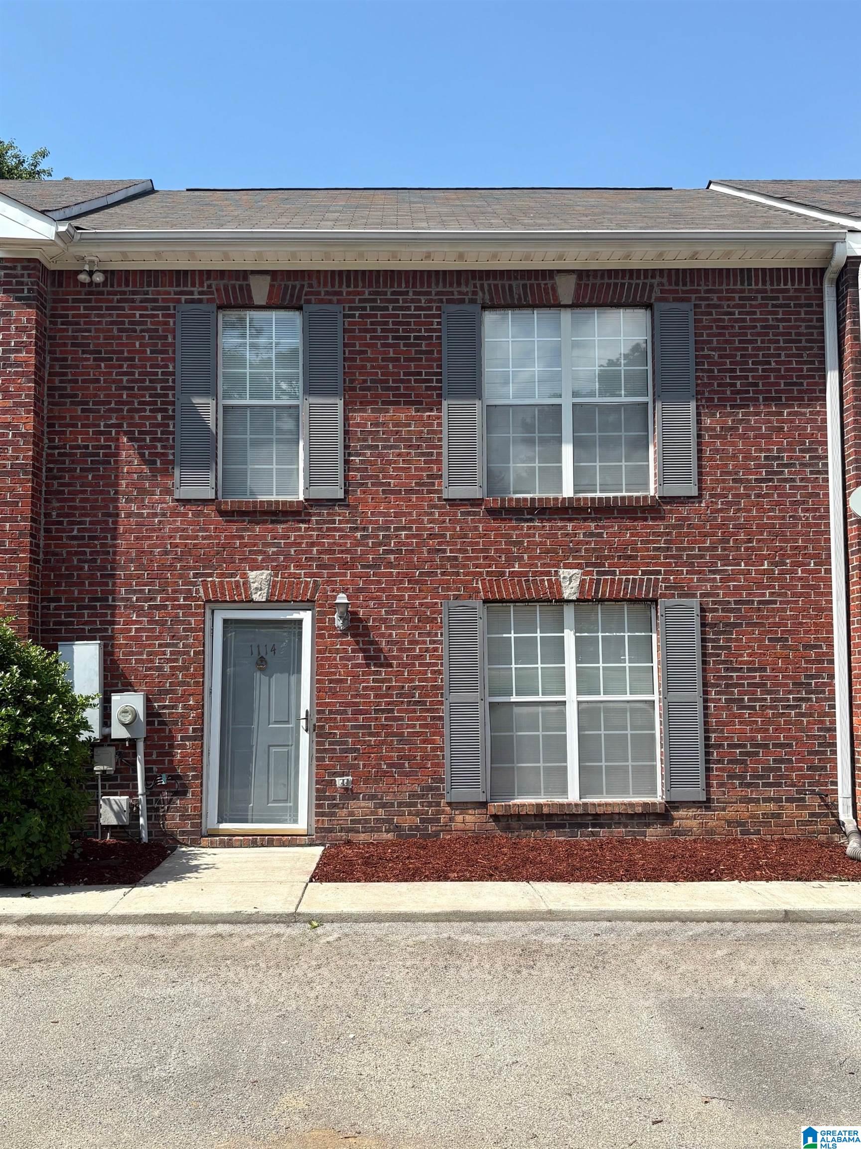 1114 Thompson Road Alabaster, AL 35007 - Photo 2 of 34