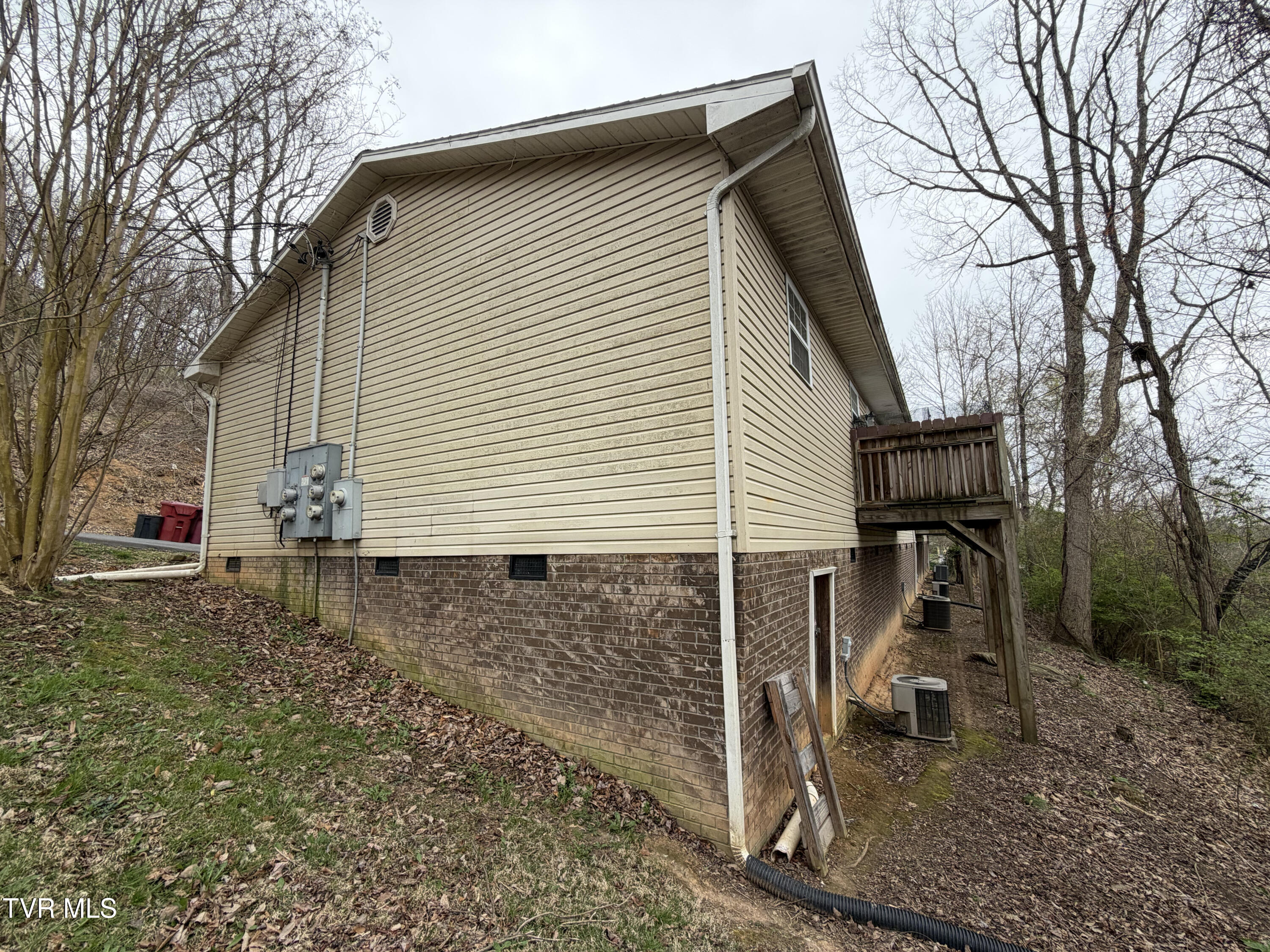 1308 Bell Ridge Road Johnson City, TN 37601 - Photo 12 of 21 23