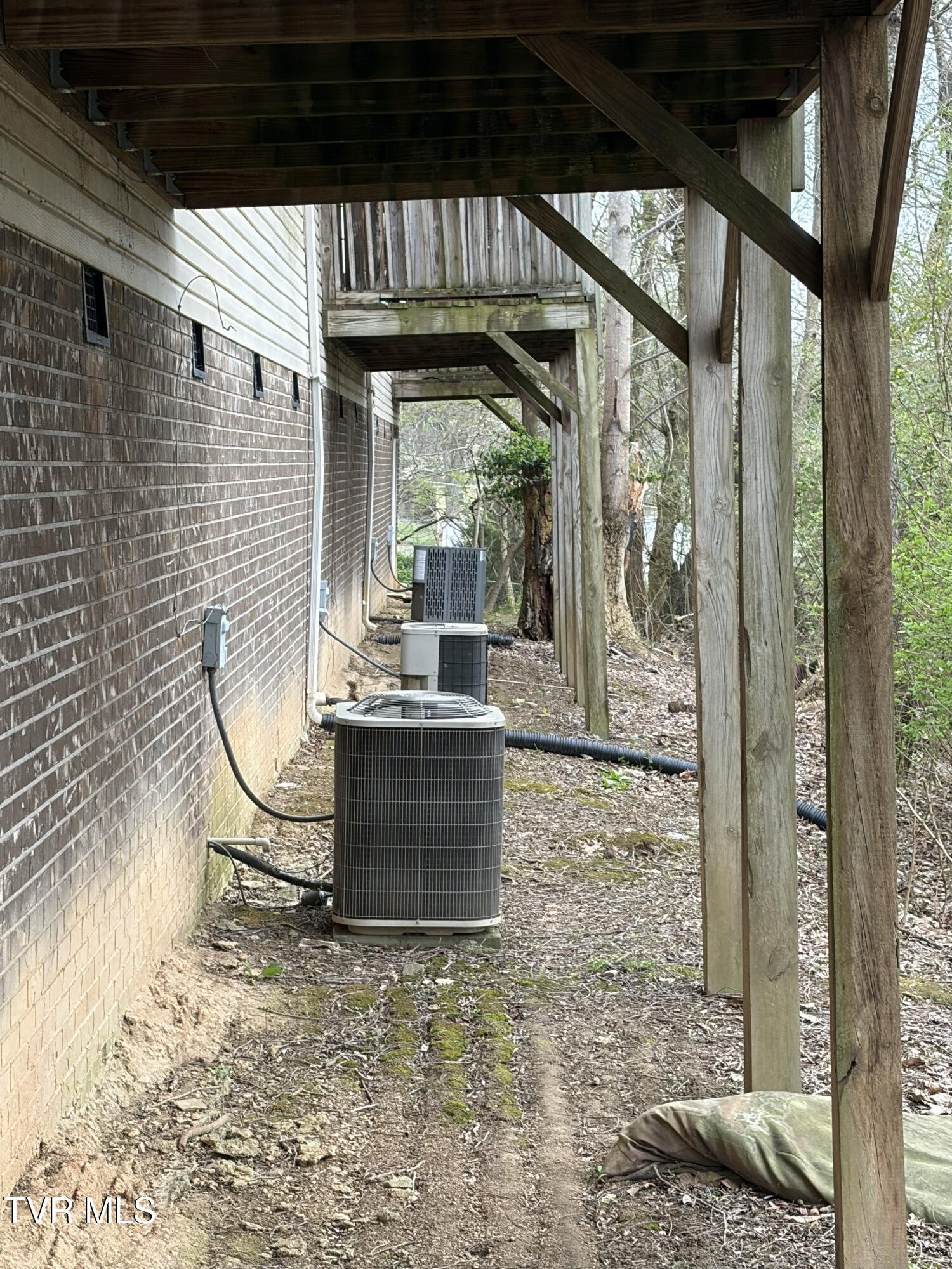 1308 Bell Ridge Road Johnson City, TN 37601 - Photo 19 of 21 24