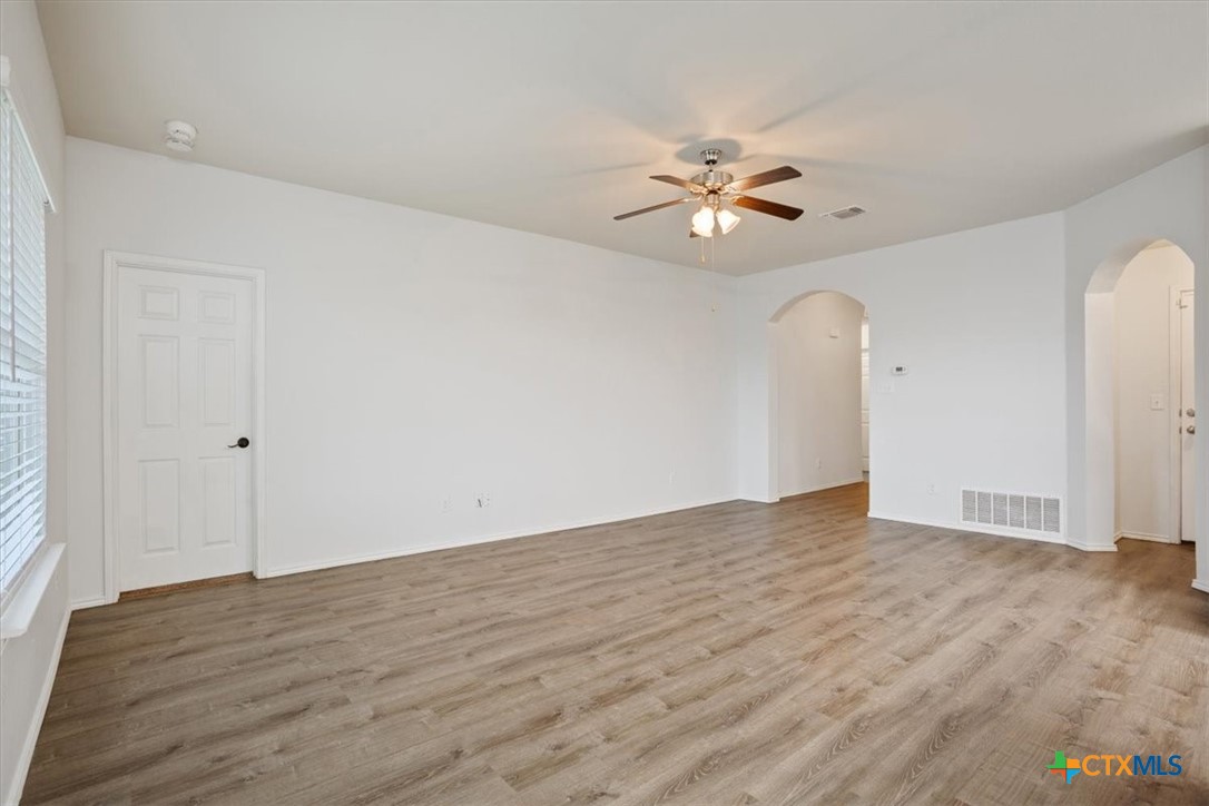 1408 Shim's Boulevard Killeen, TX 76543 - Photo 9 of 30