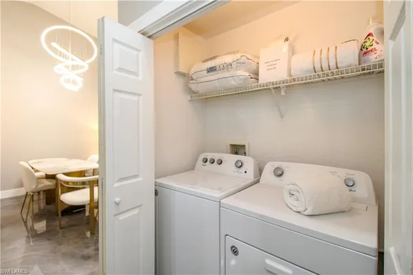 $3,950 | 3540 Avion Woods Court, Unit 402, Naples, FL 34104