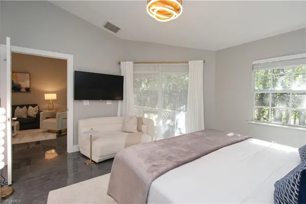 $3,950 | 3540 Avion Woods Court, Unit 402, Naples, FL 34104