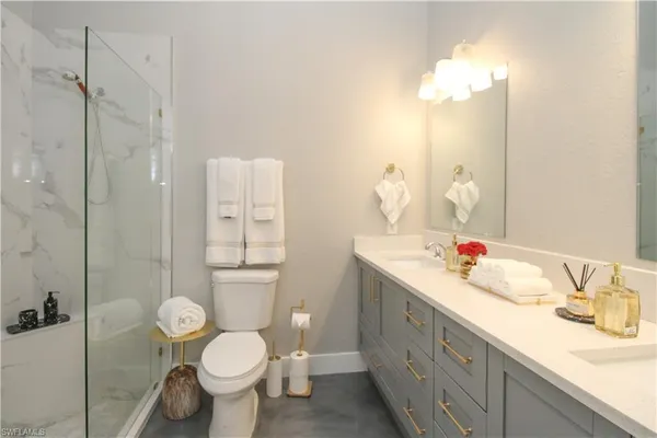 $3,950 | 3540 Avion Woods Court, Unit 402, Naples, FL 34104