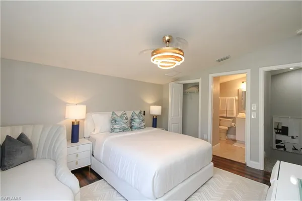 $3,950 | 3540 Avion Woods Court, Unit 402, Naples, FL 34104