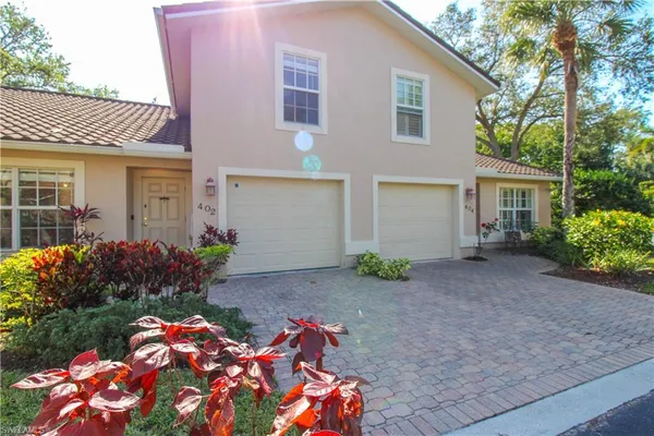 $3,950 | 3540 Avion Woods Court, Unit 402, Naples, FL 34104