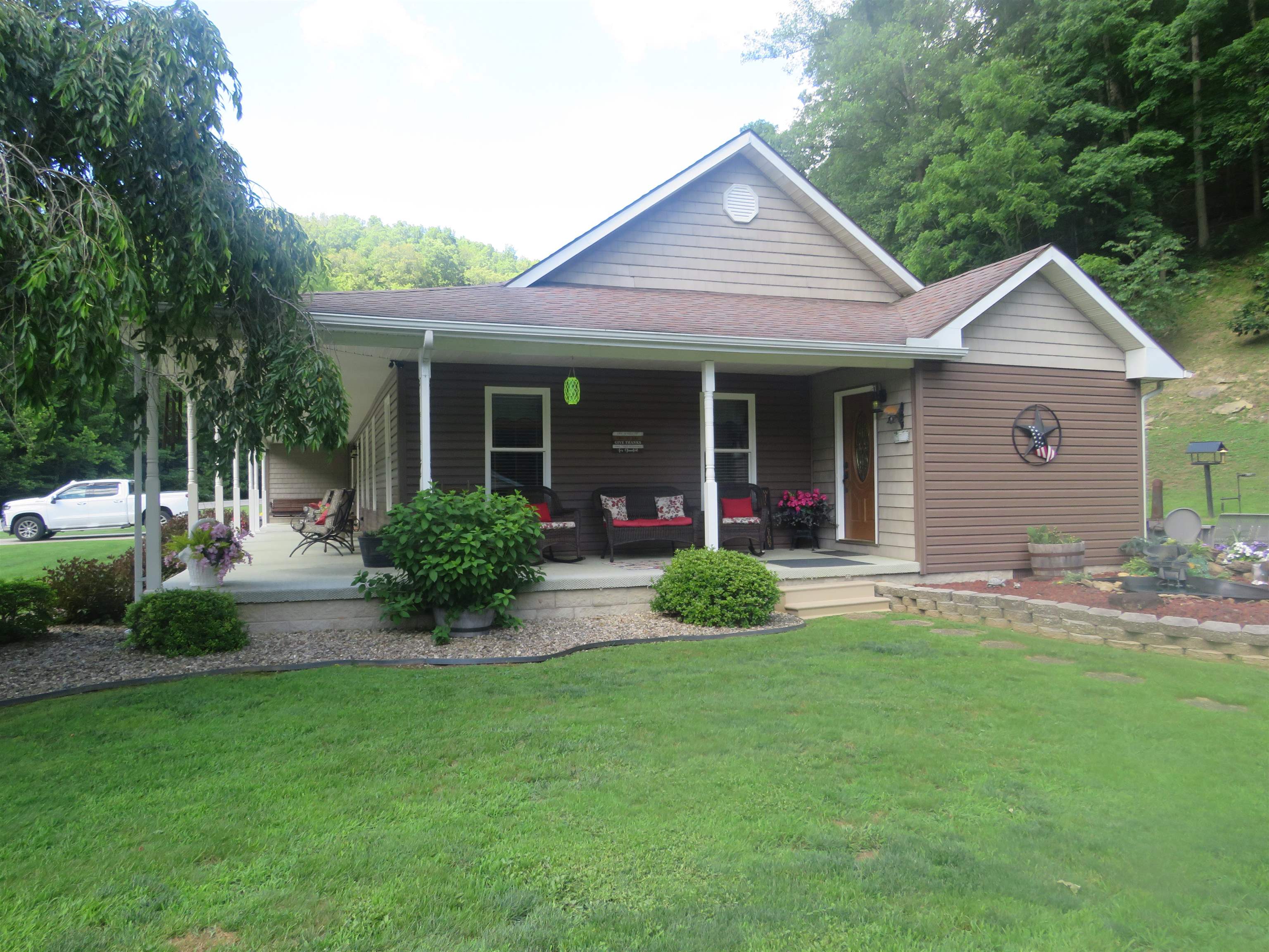 4506 Leatherwood Road Garrison, KY 41141 - Photo 7 of 22