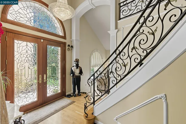 a close up of a street sign