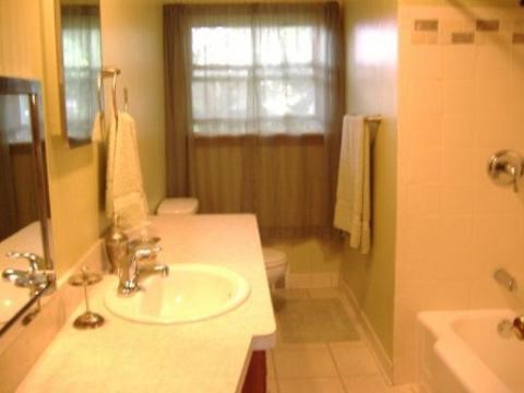 9405 Pardee Road Taylor, MI 48180 - Photo 3 of 7 167101-2.JPG