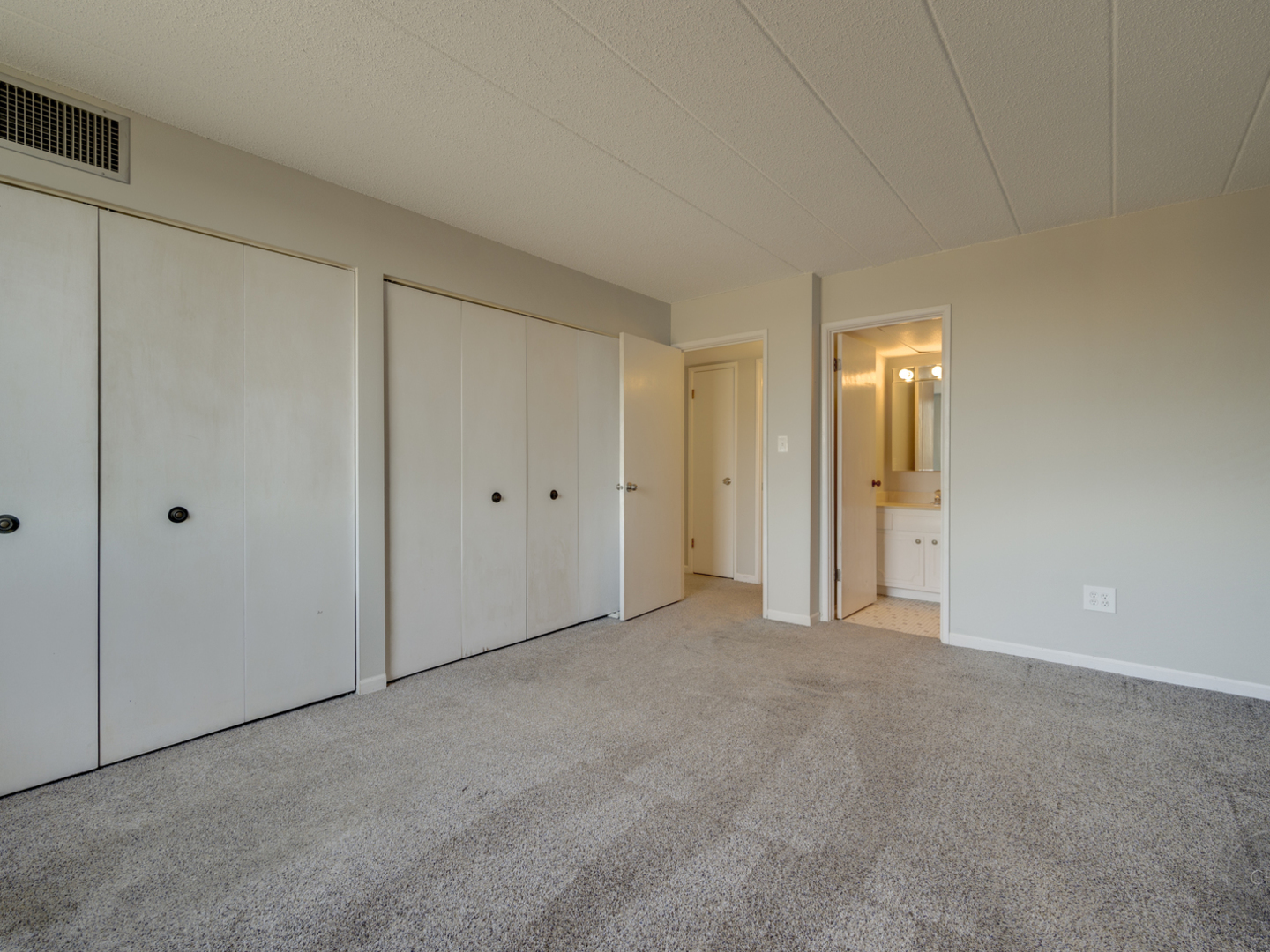 100 West Butterfield Road, Unit 405N Elmhurst, IL 60126 - Photo 17 of 27