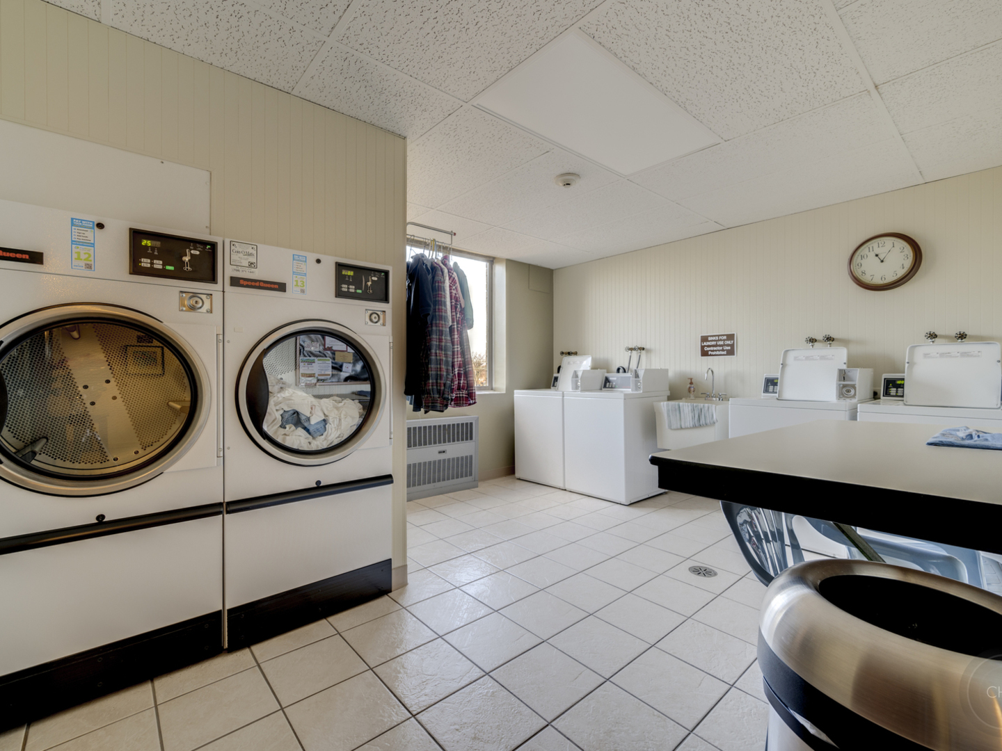 100 West Butterfield Road, Unit 405N Elmhurst, IL 60126 - Photo 23 of 27 a utility room with dryer and washer