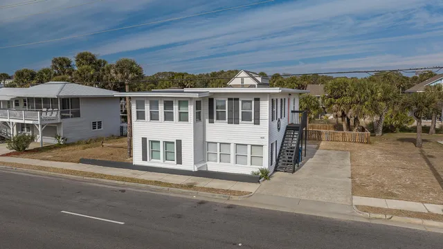 $879,000 | 405 Palmetto Boulevard, Edisto Island, SC 29438