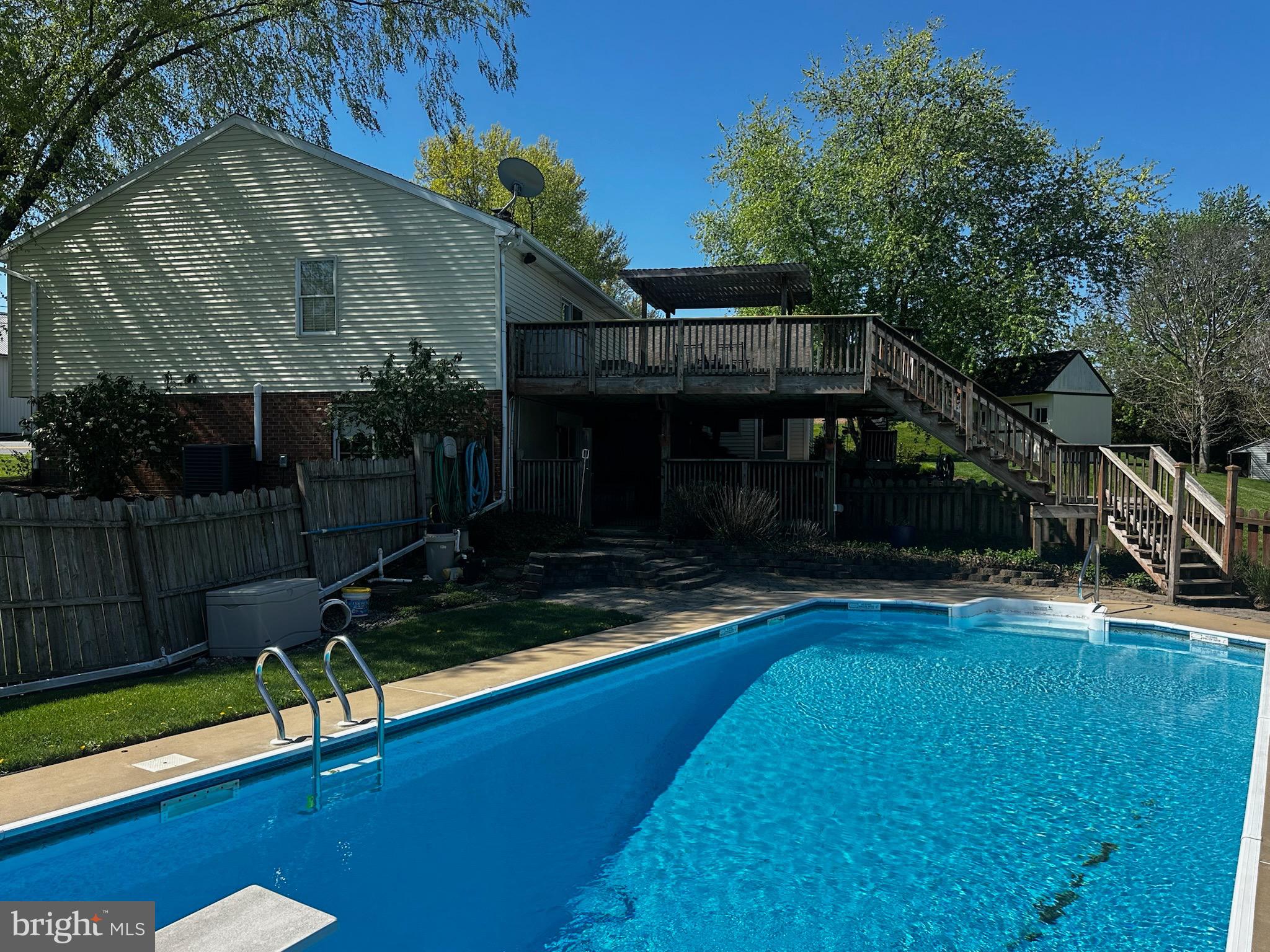 2117 Bainbridge Road Elizabethtown, PA 17022 - Photo 20 of 41 POOL