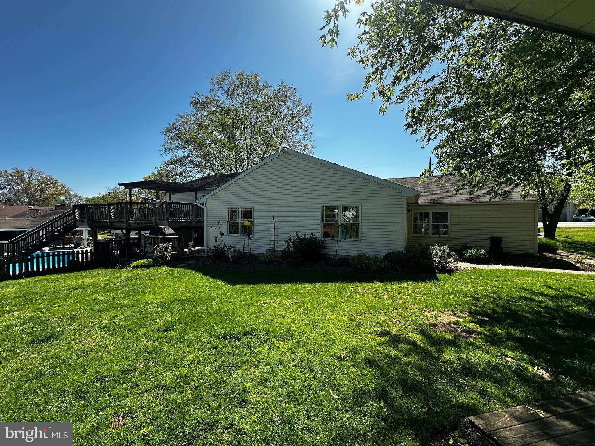 2117 Bainbridge Road Elizabethtown, PA 17022 - Photo 27 of 41 REAR