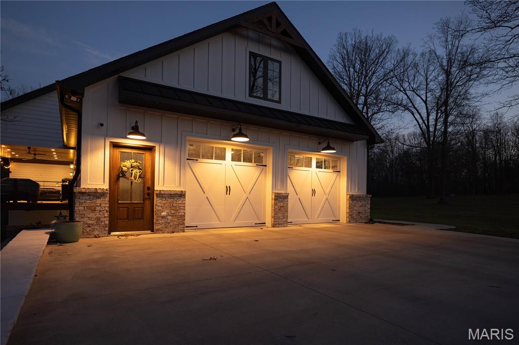 437 Ridgeview Lane Poplar Bluff, MO 63901 - Photo 2 of 56