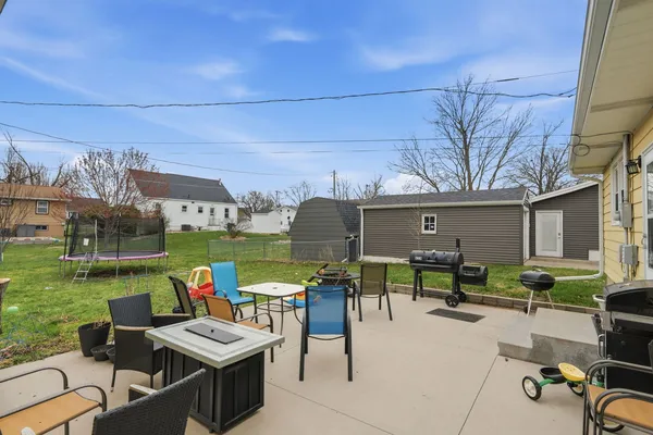 $250,000 | 1045 25th Street, Marion, IA 52302