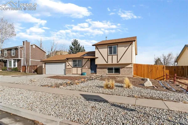 $440,000 | 2005 Palm Drive, Colorado Springs, CO 80918