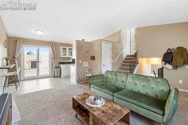 $440,000 | 2005 Palm Drive, Colorado Springs, CO 80918