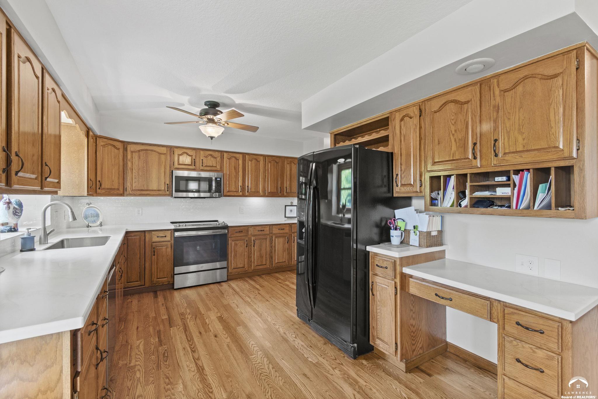 4509 Cedar Ridge Court Lawrence, KS 66049 - Photo 12 of 40