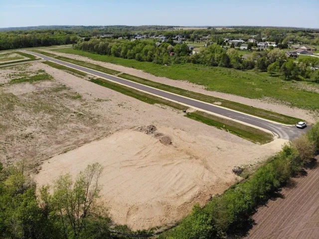 $115,000 | 3156 West Creek View Parkway, Beloit, WI 53511