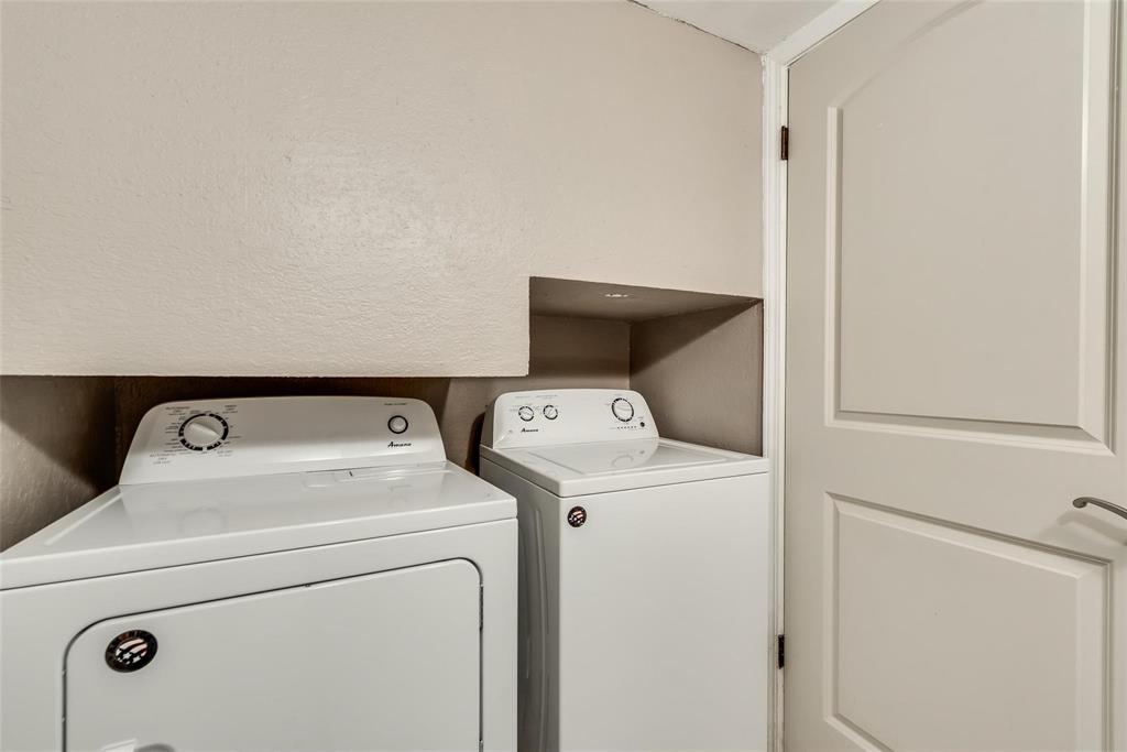 18240 Midway Road, Unit 302 Dallas, TX 75287 - Photo 28 of 33 a utility room with dryer and washer