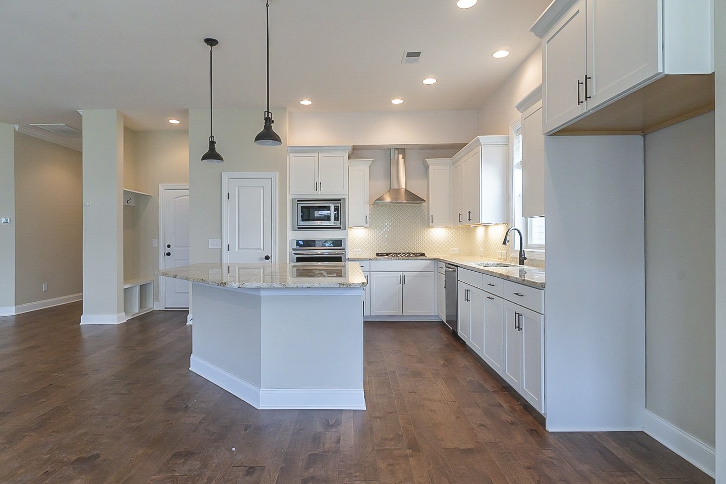 117 Nighthawk Road Hendersonville, TN 37075 - Photo 8 of 29 Gallery Image 8