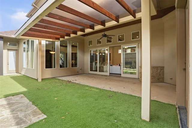 $8,000 | 3725 West 5th Street, Fort Worth, TX 76107