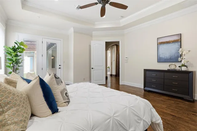 $8,000 | 3725 West 5th Street, Fort Worth, TX 76107