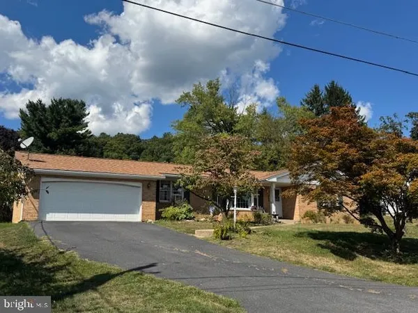 $189,900 | 360 Holiday Lane, Lewistown, PA 17044