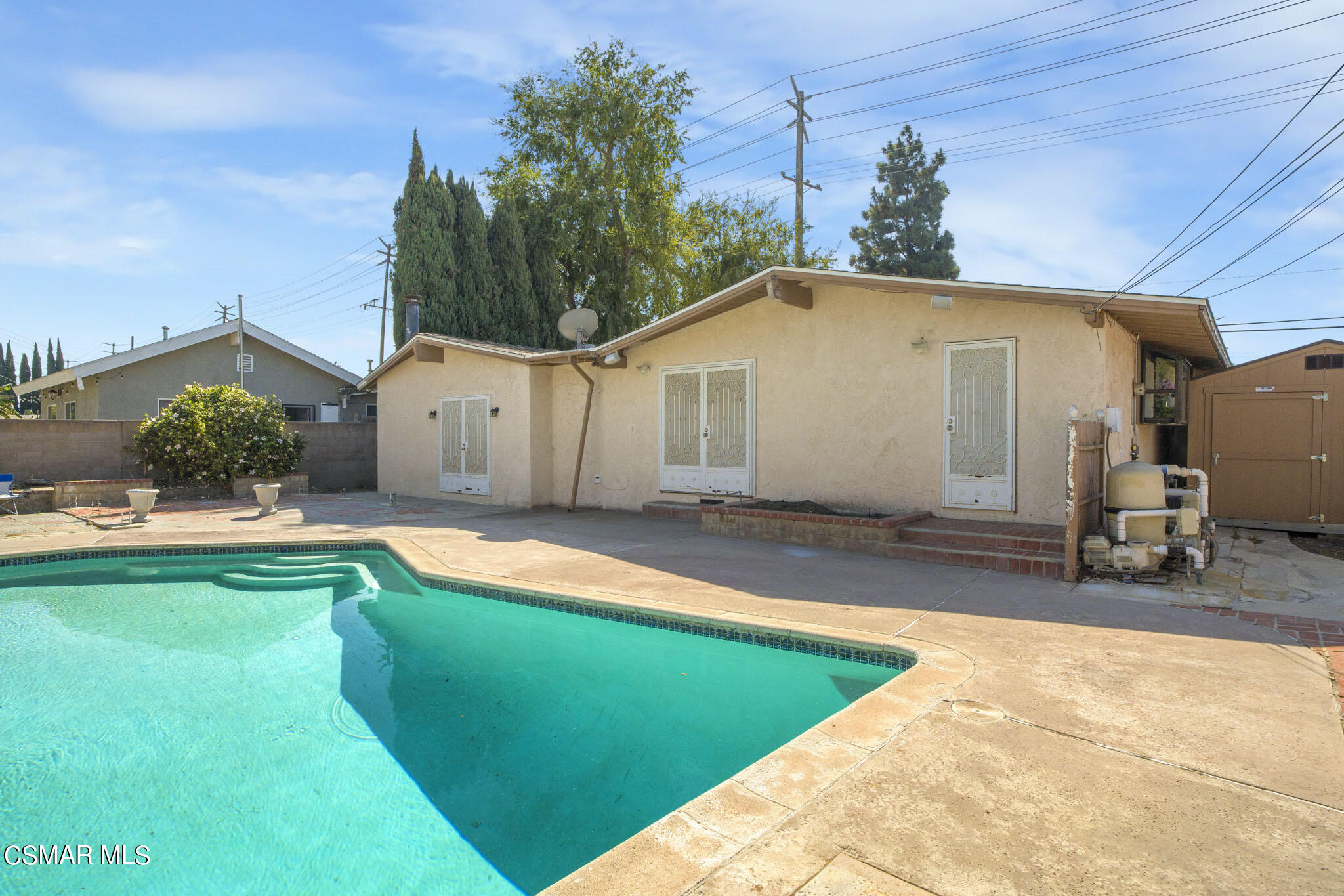 745 Royal Avenue Simi Valley, CA 93065 - Photo 26 of 42 Great Backyard For Entertaining!