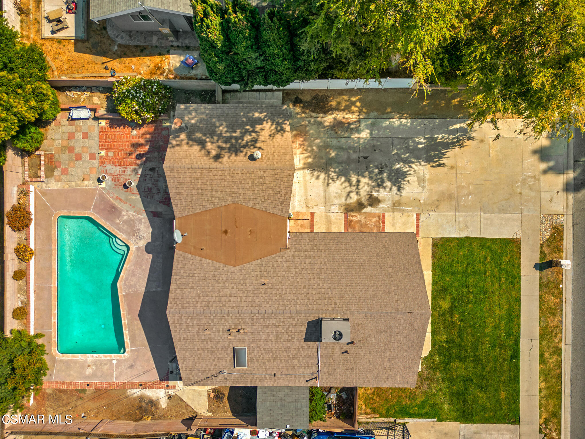 745 Royal Avenue Simi Valley, CA 93065 - Photo 30 of 42 Beautiful Single Story Home!