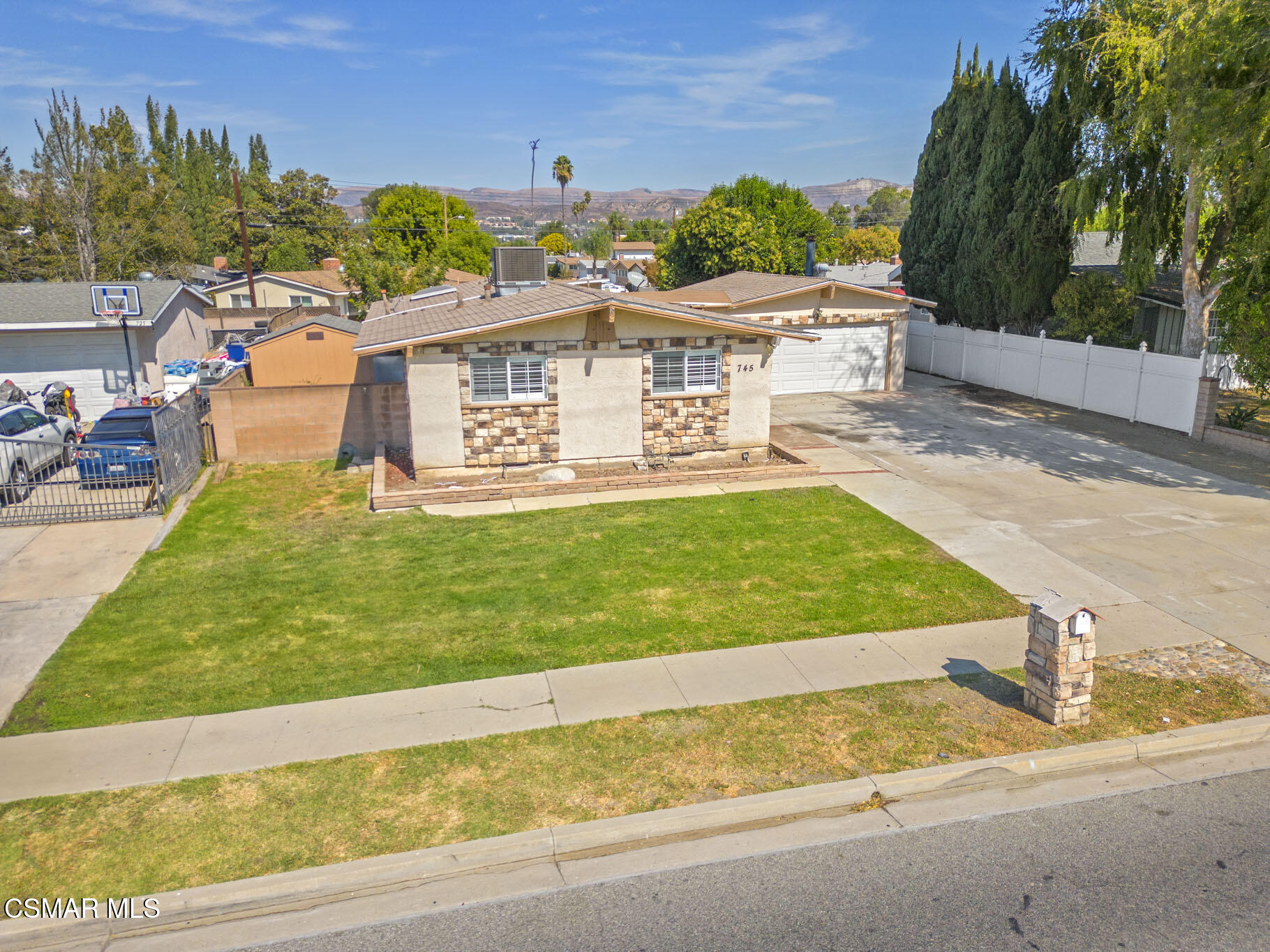745 Royal Avenue Simi Valley, CA 93065 - Photo 38 of 42 Welcome Home!