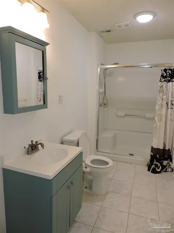 $1,000 | 1711 North 60th Avenue, Unit B, Pensacola, FL 32506