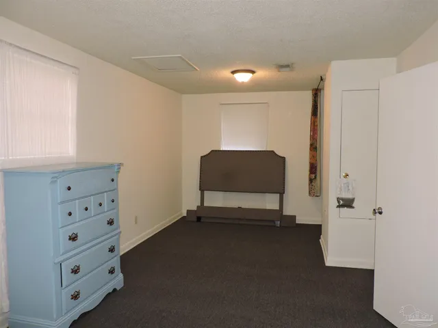 $1,000 | 1711 North 60th Avenue, Unit B, Pensacola, FL 32506