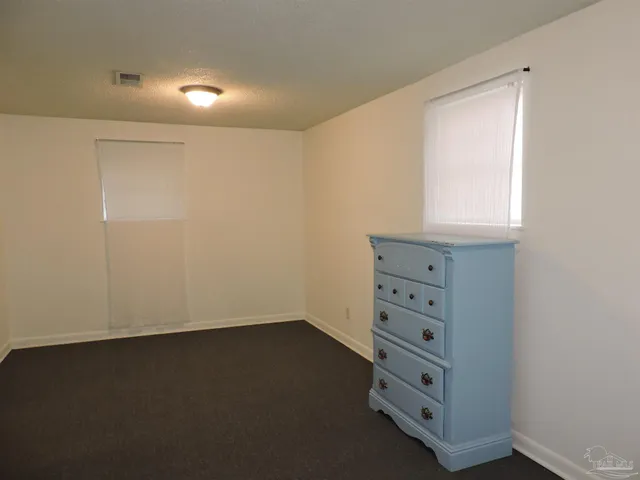 $1,000 | 1711 North 60th Avenue, Unit B, Pensacola, FL 32506