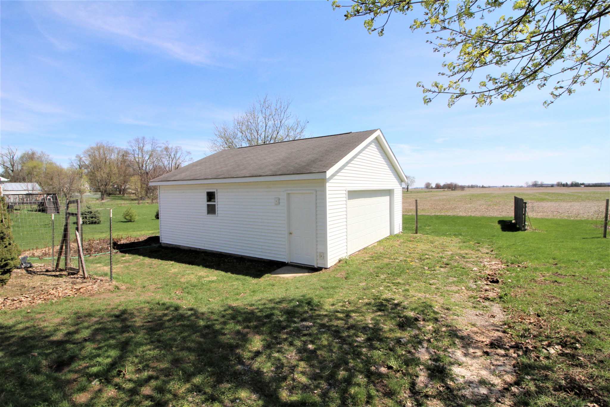 11712 Stopher Road Harlan, IN 46743 - Photo 2 of 23