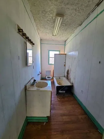 $45,314 | 306 East Ida Avenue, Electra, TX 76360