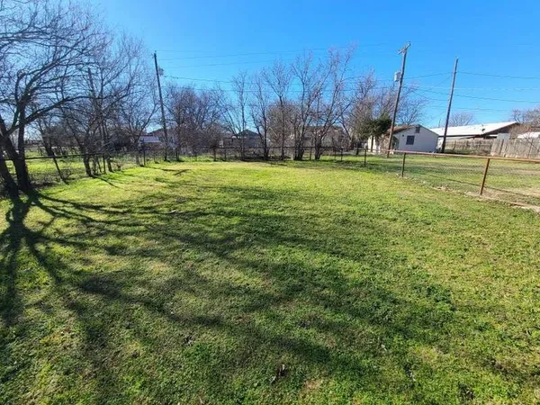 $45,314 | 306 East Ida Avenue, Electra, TX 76360