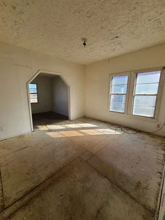 $45,314 | 306 East Ida Avenue, Electra, TX 76360