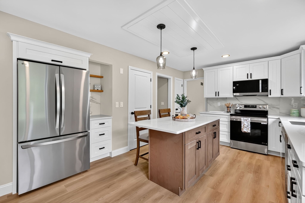 445 Michael Sears Road Belchertown, MA 01007 - Photo 4 of 42 Gallery Image 4