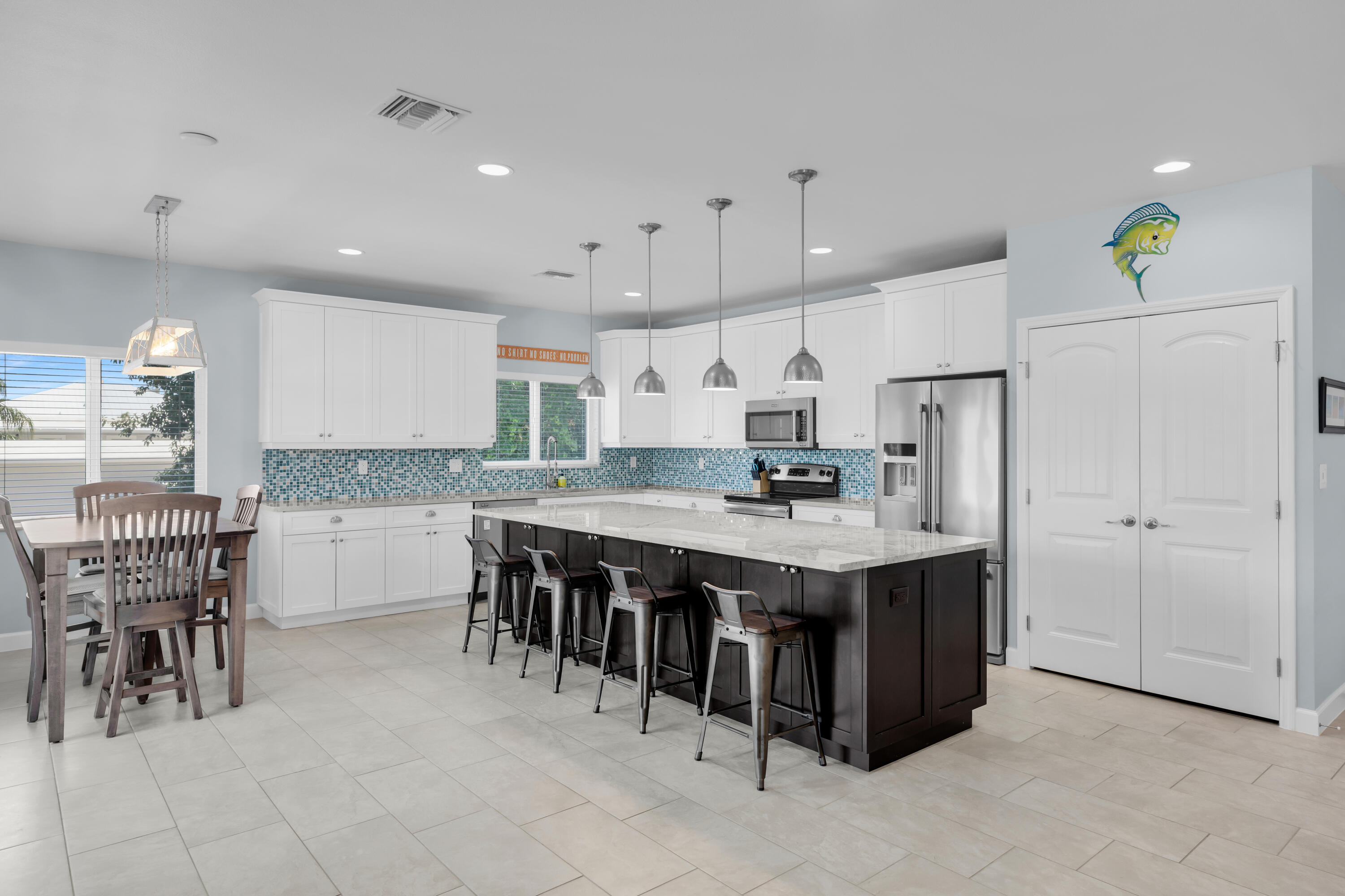 417 3rd Street Key Largo, FL 33037 - Photo 12 of 64 6